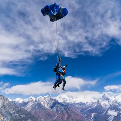 Everestskydive1